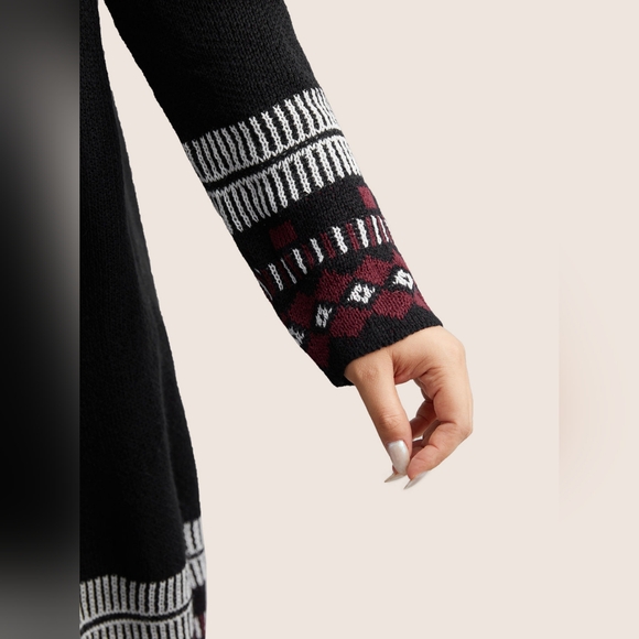 NEW NWT Bloomchic Plus Size Black Bandana Print Fringe Trim Maxi Cardigan  3X - Picture 7 of 12